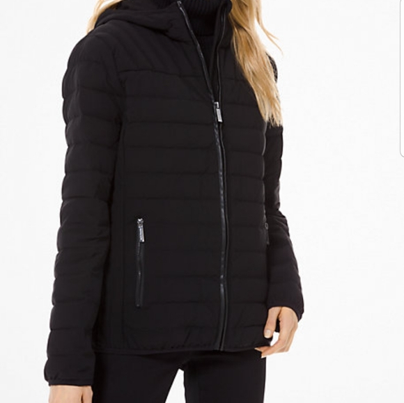 Michael Kors Packable Down Fill Hooded Puffer Zip Up Jacket